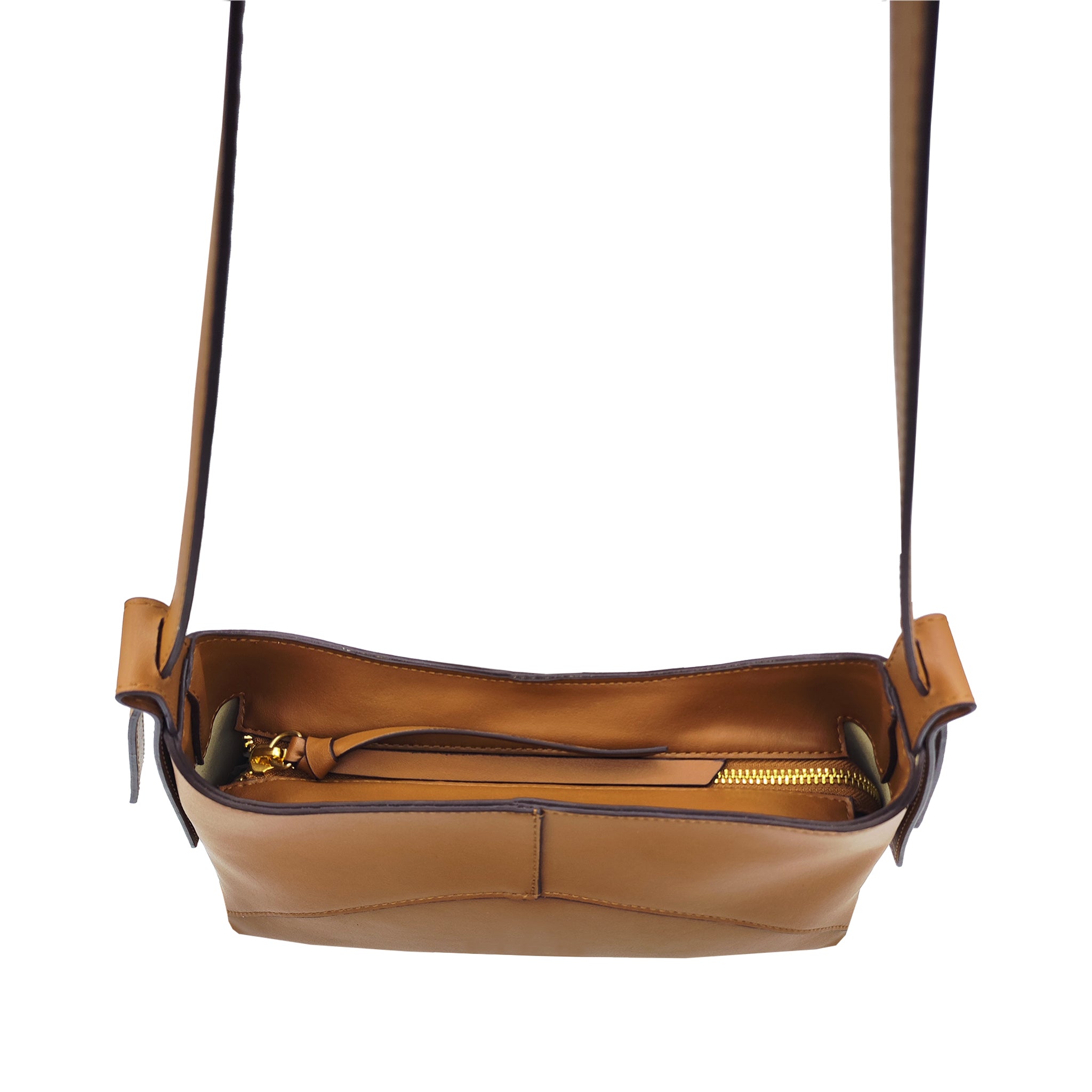 Top view of the Ambre Tan vegan handbag showcasing its secure opening.